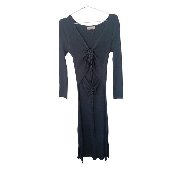 Nicholas Sheath V-neck Long Cut Out Sleeves Dress in Black SZ M $395 - Picture 4 of 15